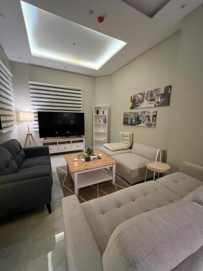 Apartment حديثه النرجس تسجيل ذاتي
