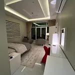 شقة حديثه حي النرجس تسجيل ذاتي